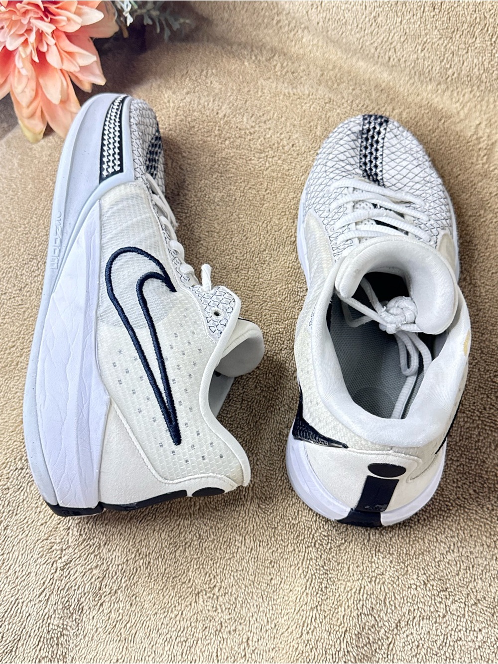 Nike Sabrina 1 Magnetic women Sizes 9